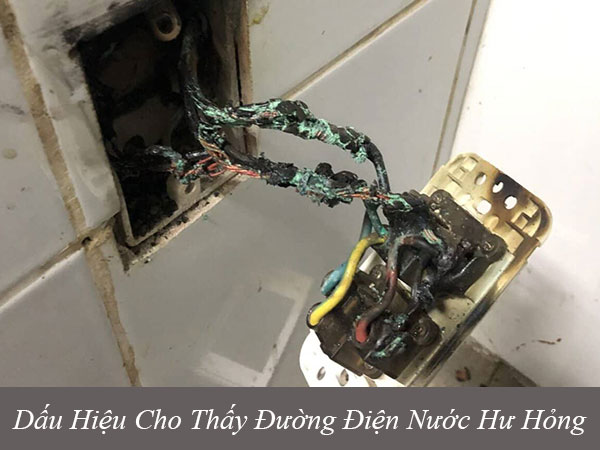 Dấu hiệu cho thấy đường điện nước hư hỏng